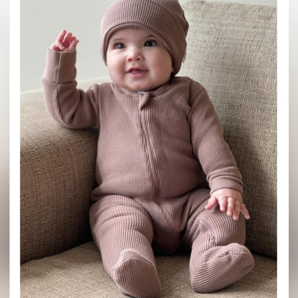 BÈBÈNCA ORGANICS - "Hello" Organic Waffle Footie - Earth Brown - Picture 1 of 3